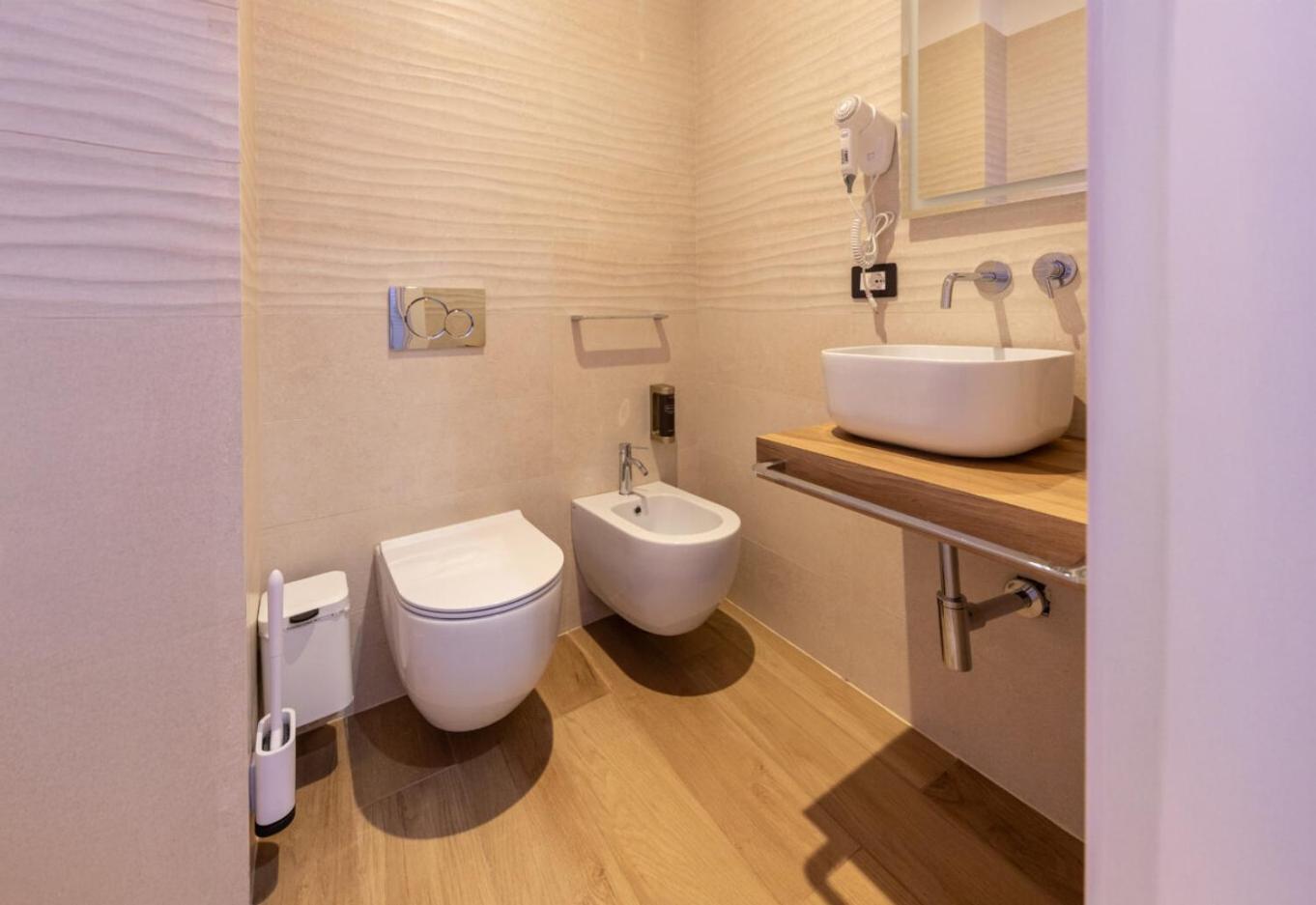 Armony Luxury Suites Катания Екстериор снимка