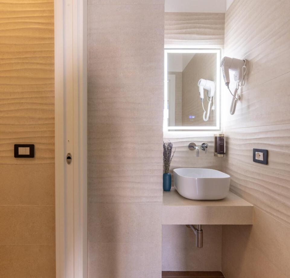 Armony Luxury Suites Катания Екстериор снимка